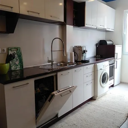 Apartman Demokratcia *